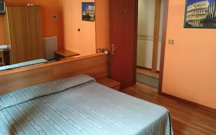 Hotel Pavia